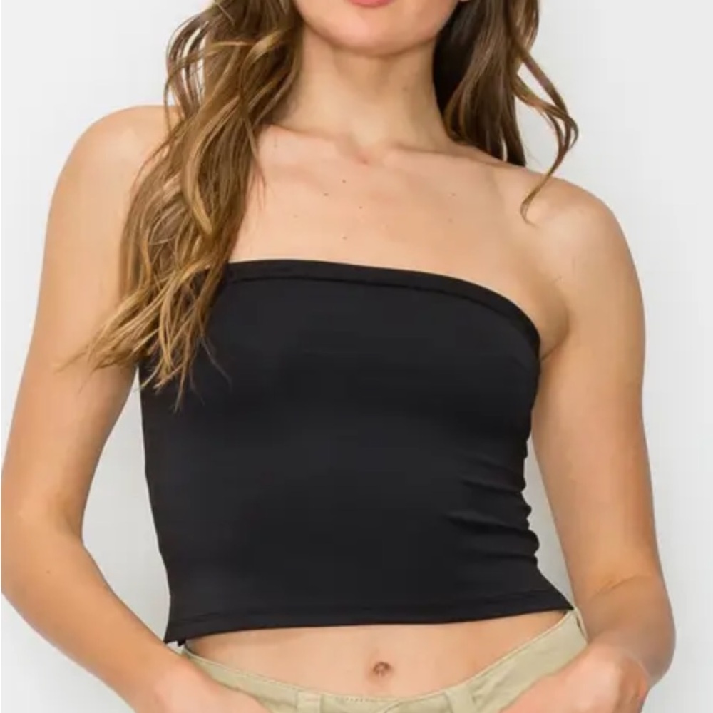 Makers of Dreams NWT Strapless Crop Top